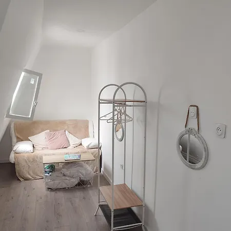 Cosy Au Coeur De 11 아파트
