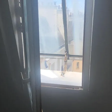 Appartement Cosy Au Coeur De 11